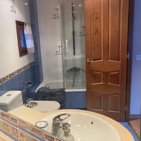 La Casita De *